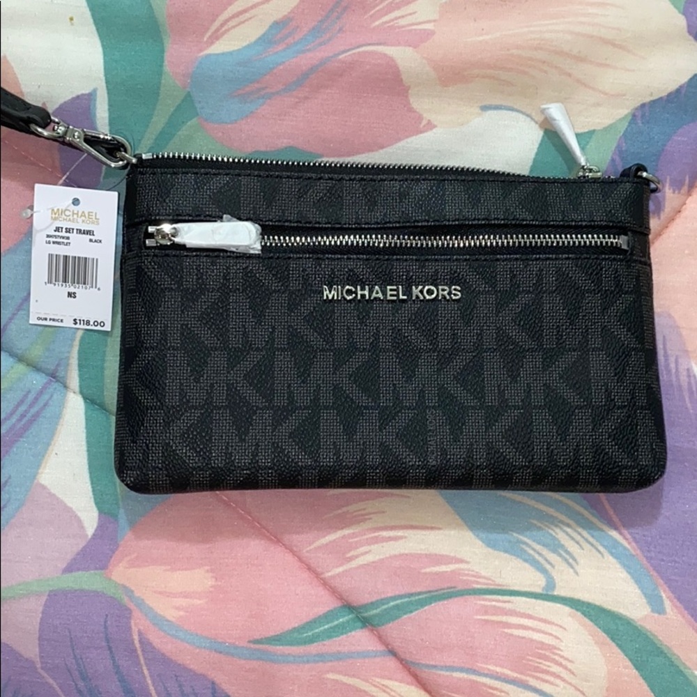 Black Michael Kors Wristlet